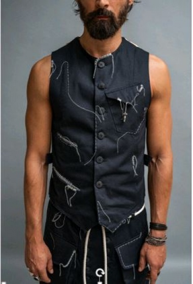 Marc Point Vest with stitching